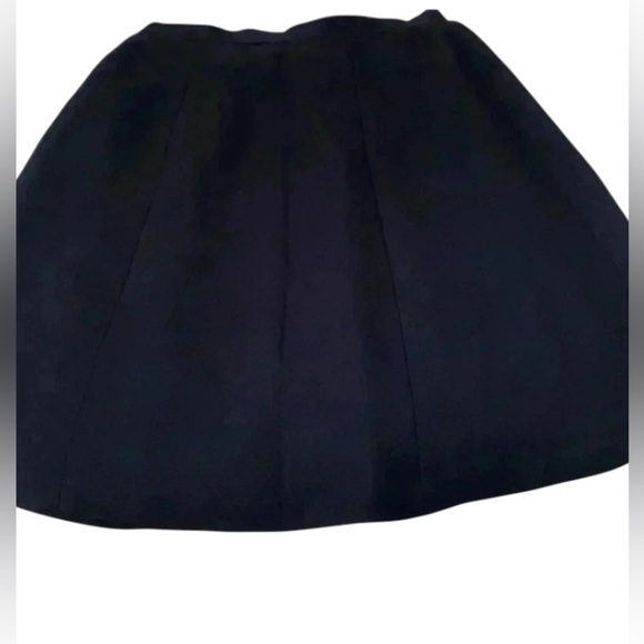 Atrium Collection, Vintage 2pc Black Skirt Suit w/ Satin V-Neck Collar Size 10 - Picture 7 of 7